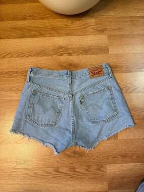 Levi's 501 Original High Rise Cutoff Denim Shorts Light Wash W29